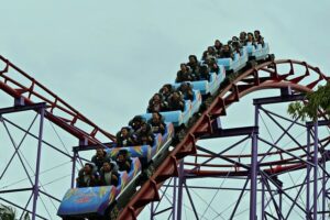 Een dagje uit naar Bobbejaanland: wat mag je niet missen?